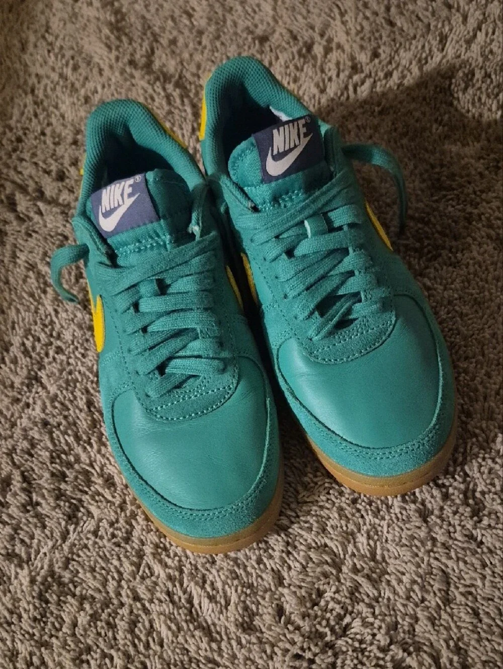 Nike Green & Yellow Low-Profile Sneakers